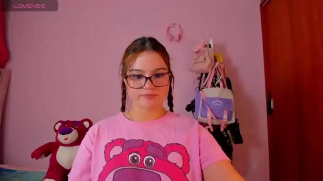 Image 10 of vaiolet_sanrio Stream on Chaturbate on 17 months ago