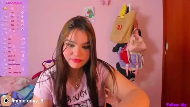 Image 11 of vaiolet_sanrio Stream on Chaturbate on 15 months ago