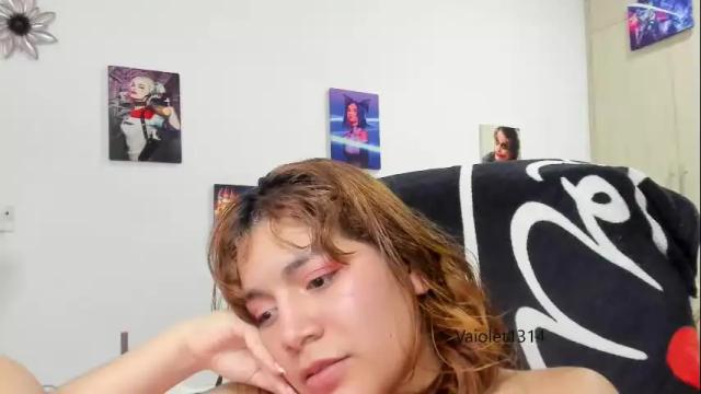 Image 8 of vaioletuwu Stream on Chaturbate on 1 month ago