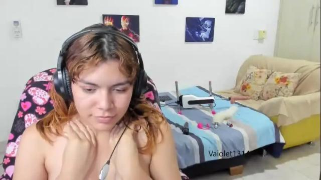 Image 12 of vaioletuwu Stream on Chaturbate on 1 month ago