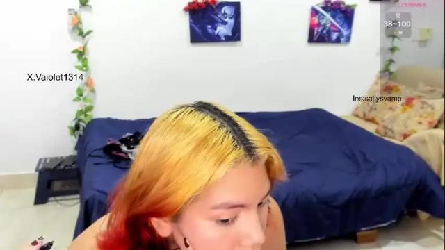 Image 2 of vaioletuwu Stream on Chaturbate on 12 days ago