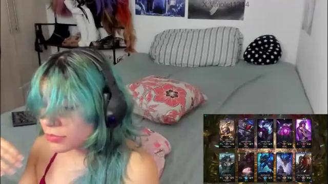 Image 7 of vaioletuwu Stream on Chaturbate on 20 days ago