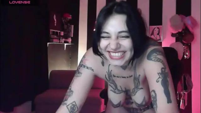 Image 10 of val_bardot1 Stream on Chaturbate on 2 months ago