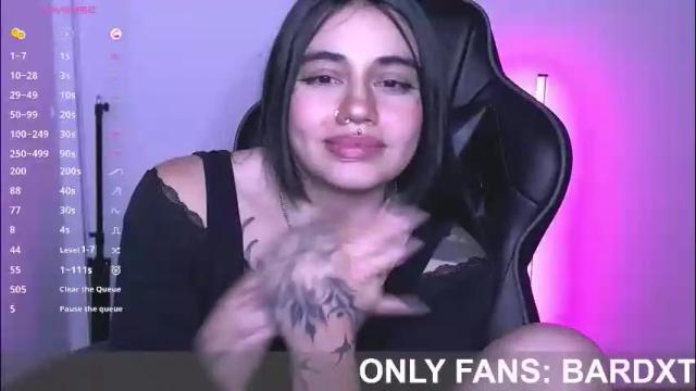 Image 7 of val_bardot1 Stream on Chaturbate on 1 day ago