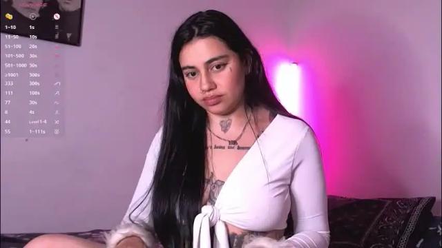 Image 10 of val_bardot1 Stream on Chaturbate on 28 days ago