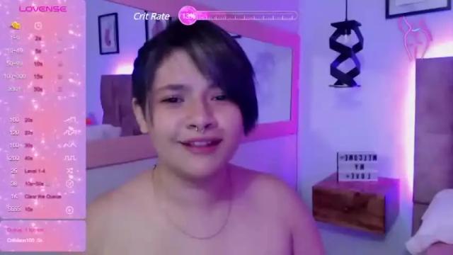 Image 7 of valadium_rosse_ Stream on Chaturbate on 14 months ago