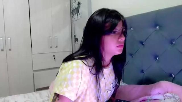 Image 12 of vale599618 Stream on Chaturbate on 14 months ago