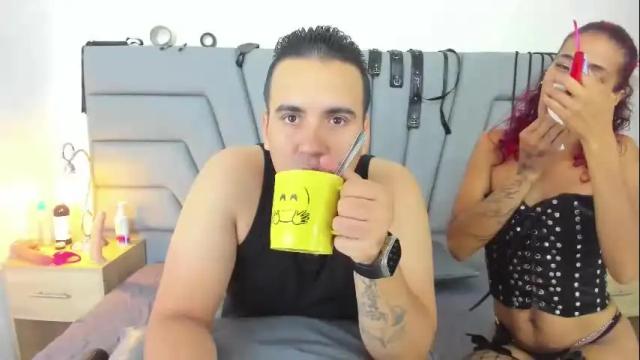 Image 8 of vale_n_matt Stream on Chaturbate on 26 days ago