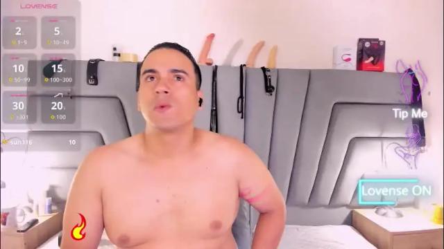 Thumbnail 1, vale_n_matt's Stream at Chaturbate, 2 months ago