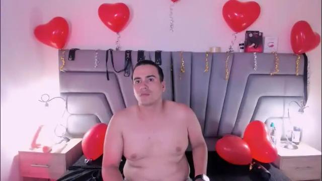 Thumbnail 3, vale_n_matt's Stream at Chaturbate, 2 months ago