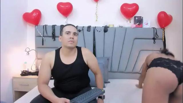 Image 6 of vale_n_matt Stream on Chaturbate on 2 months ago