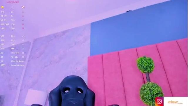 Image 7 of vale_reyes Stream on Chaturbate on 1 month ago