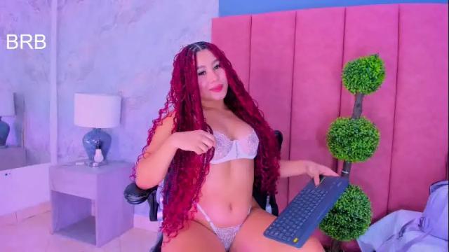 Image 7 of vale_reyes Stream on Chaturbate on 1 month ago