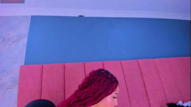 Image 3 of vale_reyes Stream on Chaturbate on 1 month ago