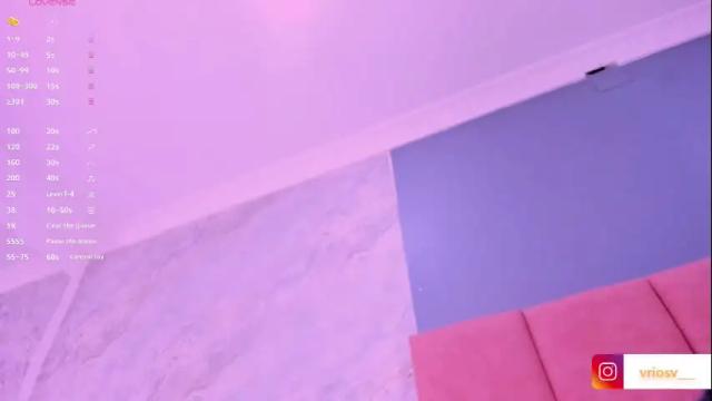 Image 2 of vale_reyes Stream on Chaturbate on 1 month ago