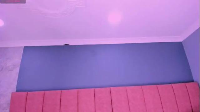 Image 3 of vale_reyes Stream on Chaturbate on 1 month ago