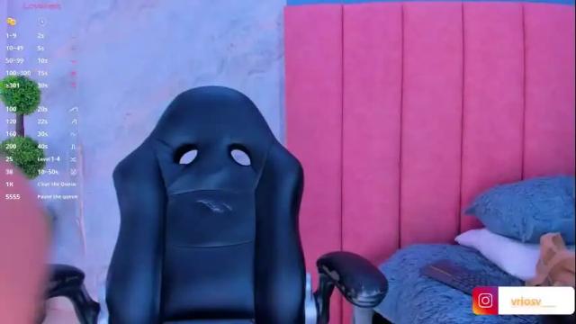 Image 2 of vale_reyes Stream on Chaturbate on 29 days ago