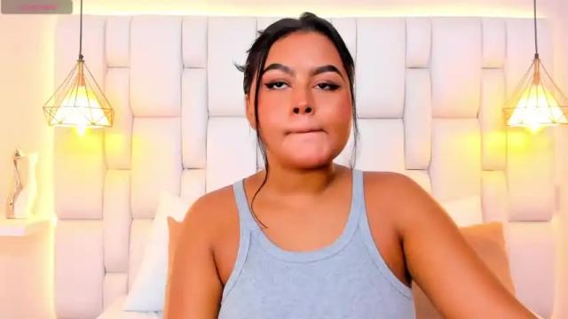 Thumbnail 1, valeefoxx's Stream at Chaturbate, 14 months ago
