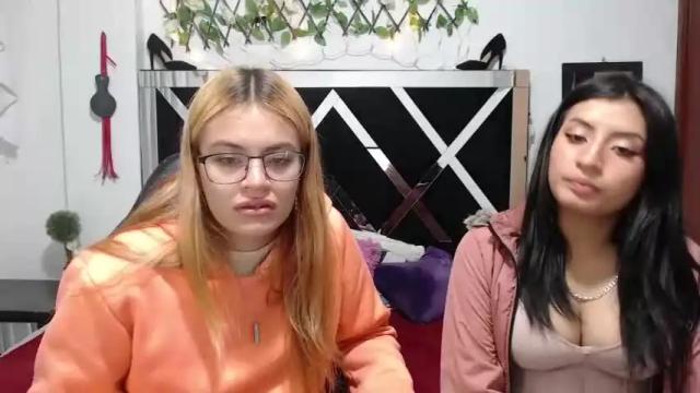 Image 11 of valeen_queen Stream on Chaturbate on 19 months ago