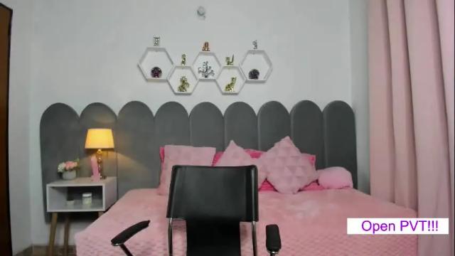 Image 11 of valemontoya Stream on Chaturbate on 19 days ago