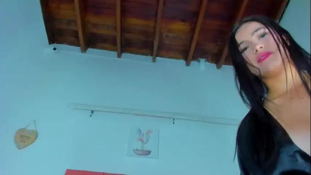Image 2 of valen_rose0 Stream on Chaturbate on 1 month ago