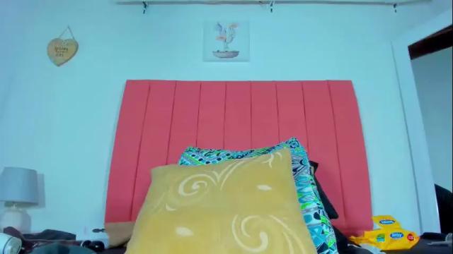 Thumbnail 3, valen_rose0's Stream at Chaturbate, 1 month ago