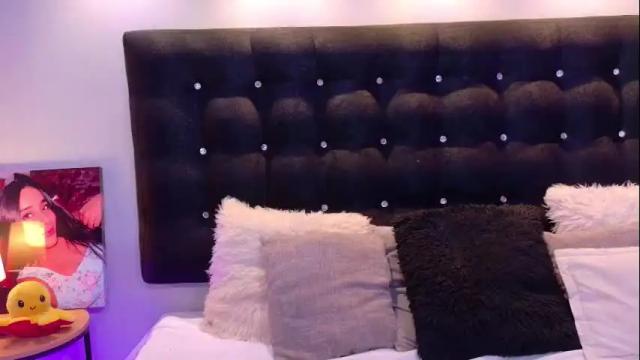 Image 10 of valen_scott_ Stream on Chaturbate on 2 months ago