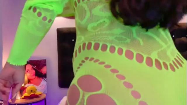 Image 7 of valen_scott_ Stream on Chaturbate on 1 month ago