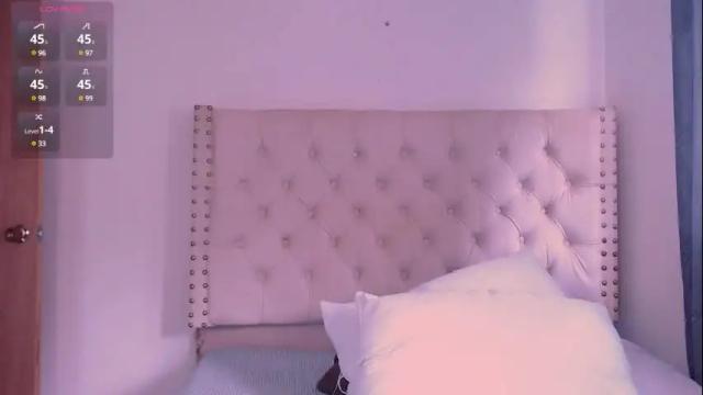 Image 11 of valen_thompson Stream on Chaturbate on 1 month ago