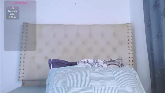 Image 12 of valen_thompson Stream on Chaturbate on 2 months ago