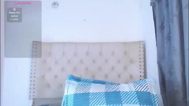 Image 2 of valen_thompson Stream on Chaturbate on 1 month ago
