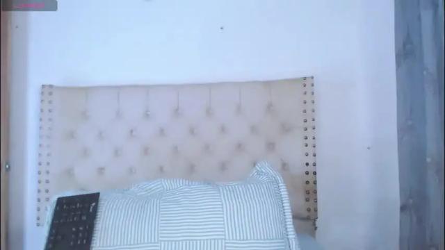 Image 2 of valen_thompson Stream on Chaturbate on 1 month ago