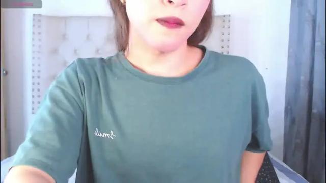 Image 3 of valen_thompson Stream on Chaturbate on 1 month ago