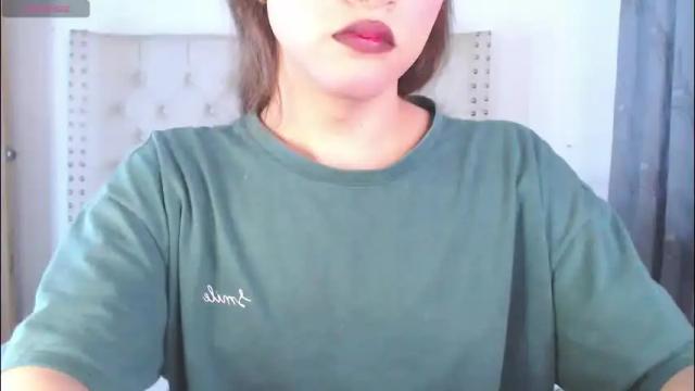 Image 4 of valen_thompson Stream on Chaturbate on 1 month ago