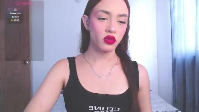 Image 2 of valen_thompson Stream on Chaturbate on 1 month ago