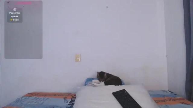 Image 2 of valen_thompson Stream on Chaturbate on 26 days ago