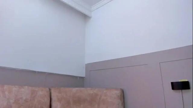 Image 8 of valen_white Stream on Chaturbate on 7 months ago