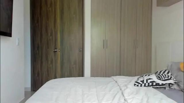 Image 10 of valenjonex Stream on Chaturbate on 2 months ago
