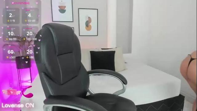Thumbnail 2, valenn__smith's Stream at Chaturbate, 23 days ago