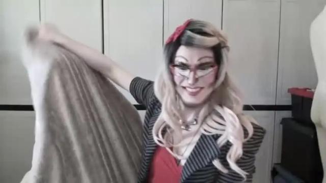 Image 2 of valentia_vickers Stream on Chaturbate on 12 months ago