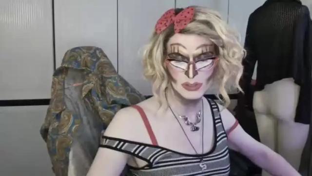 Image 6 of valentia_vickers Stream on Chaturbate on 12 months ago