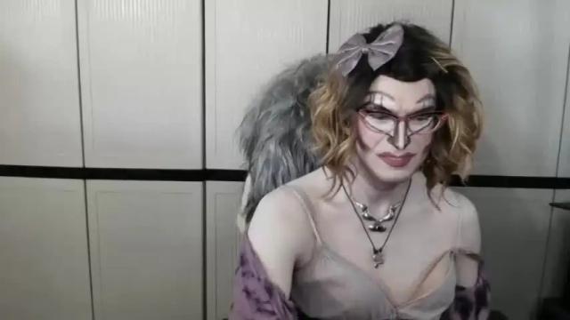 Image 4 of valentia_vickers Stream on Chaturbate on 12 months ago
