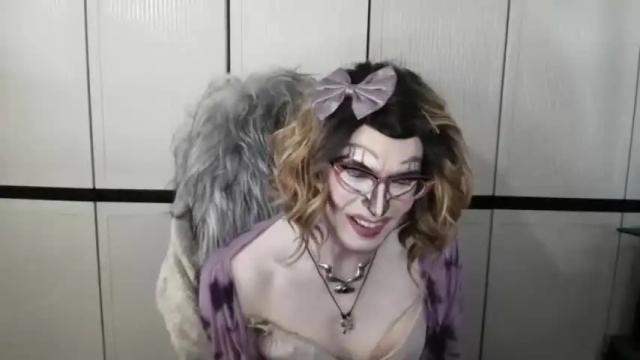 Image 7 of valentia_vickers Stream on Chaturbate on 12 months ago