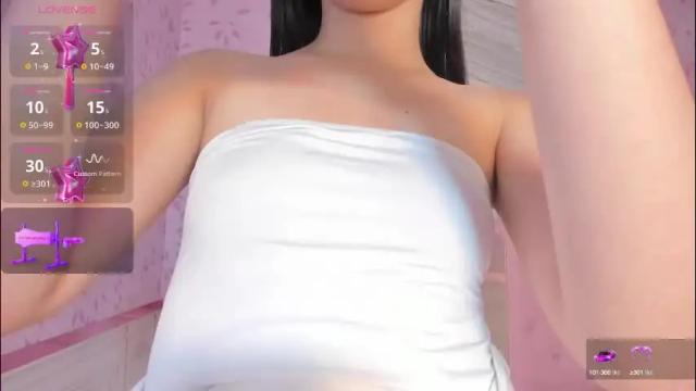Image 6 of valentina_cortes72 Stream on Chaturbate on 19 days ago
