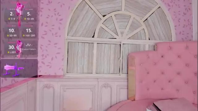 Image 7 of valentina_cortes72 Stream on Chaturbate on 19 days ago