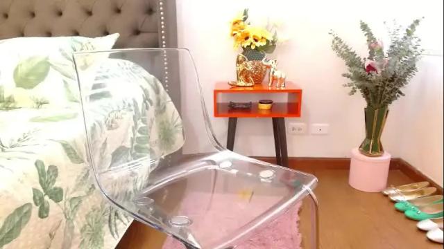 Image 11 of valentina_ferrer0 Stream on Chaturbate on 16 days ago