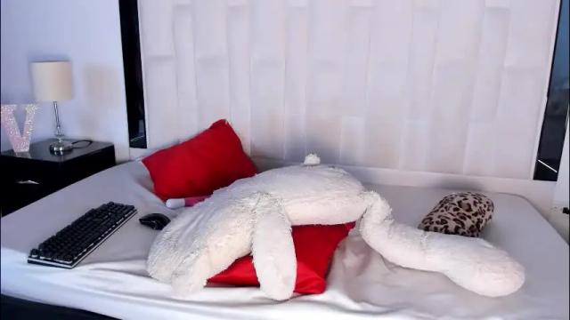 Image 8 of valentina_fi Stream on Chaturbate on 29 days ago