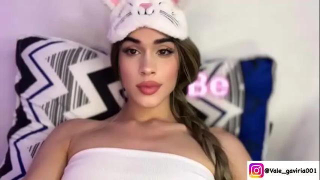 Image 4 of valentina_gaviria_ Stream on Chaturbate on 3 months ago