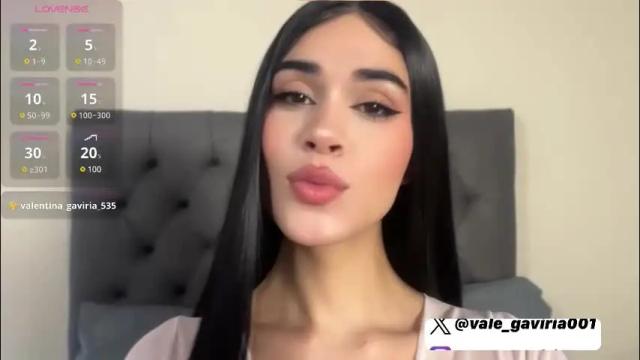 Image 2 of valentina_gaviria_ Stream on Chaturbate on 3 months ago