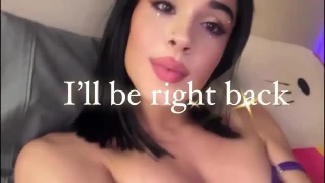 Image 8 of valentina_gaviria_ Stream on Chaturbate on 2 months ago